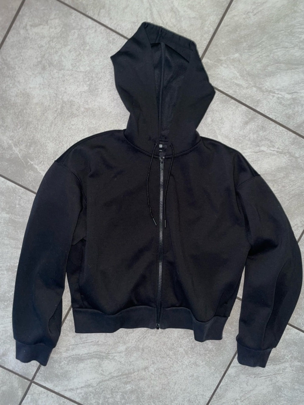 Uniqlo Black Zip-Up Hoodie Sweater